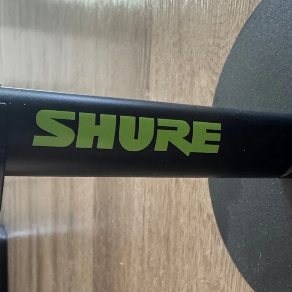 Shure 6” Microphone Stand